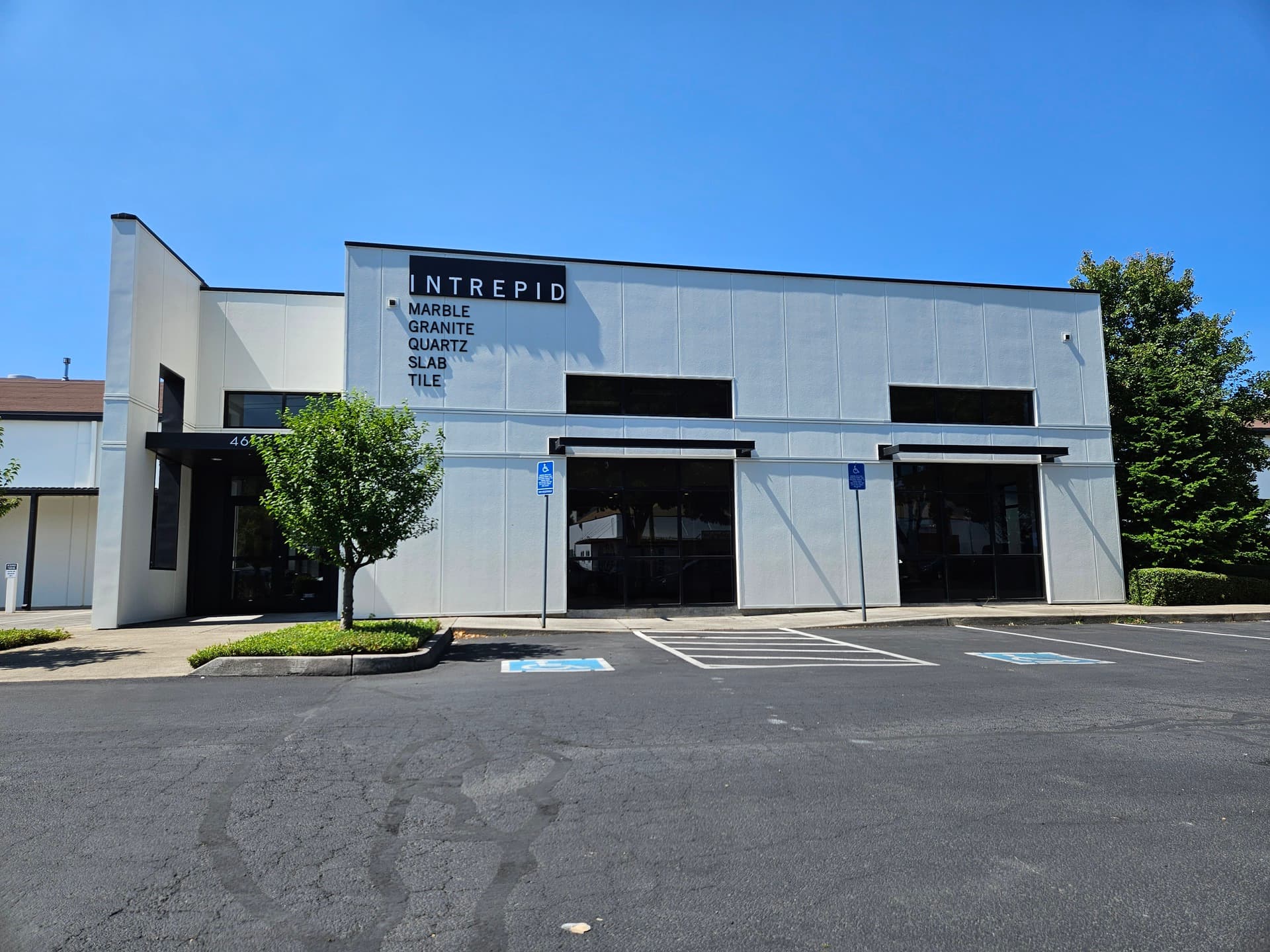 Commercial building exterior painting Portland