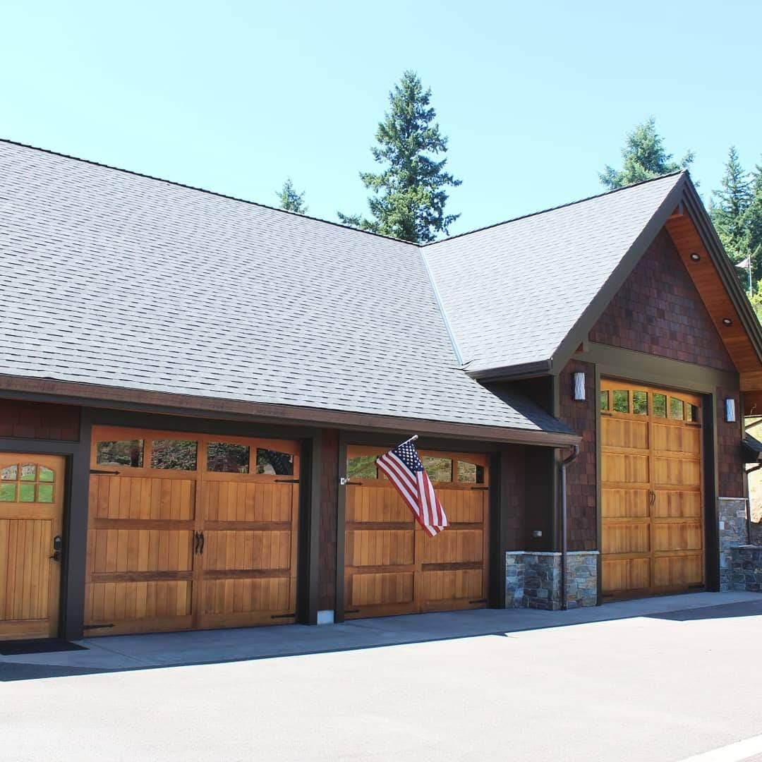 Garage door painting Portland